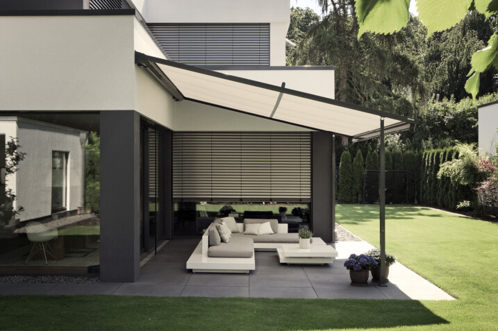 Plaza Viva – textile Pergola-Markise von weinor weinor Plaza Viva – textile Pergola-Markise in elegantem Terrassendesign